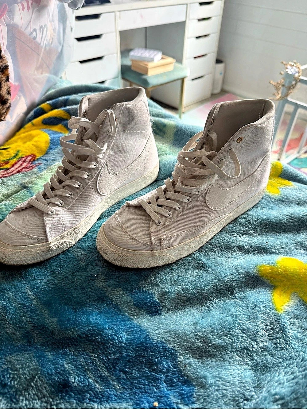 Nike Blazer Mid '77 Vintage High-Top Sneakers White US 9.5